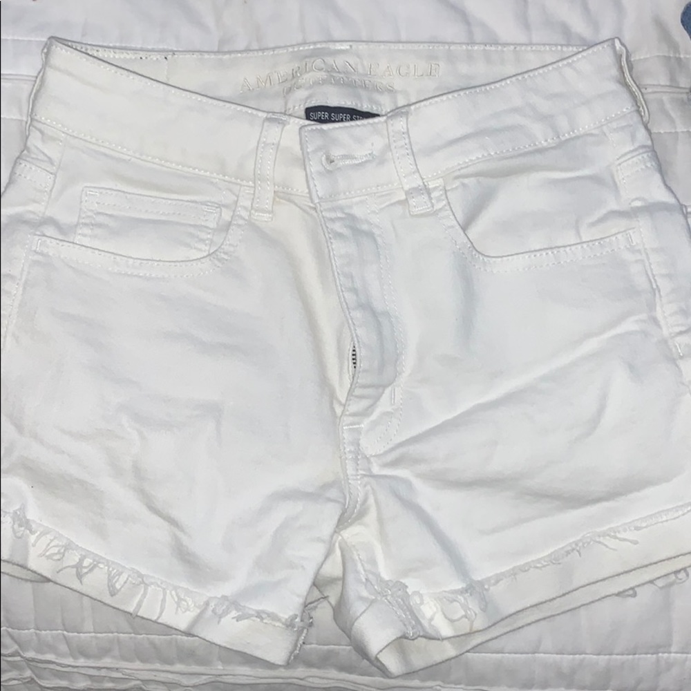 american eagle white jean shorts